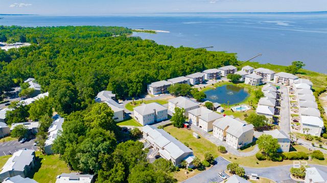 6 Yacht Club Drive 121, Daphne, AL 36526