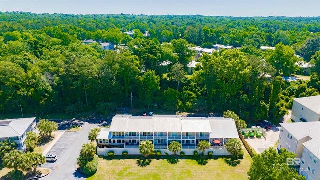 6 Yacht Club Drive 121, Daphne, AL 36526