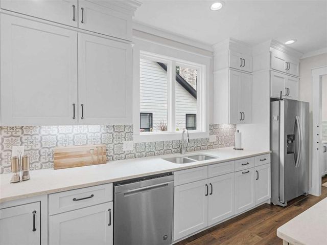 493 Walnut Street, Hapeville, GA 30354