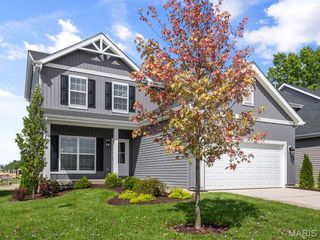 613 Fence Row, O'fallon, MO 63385