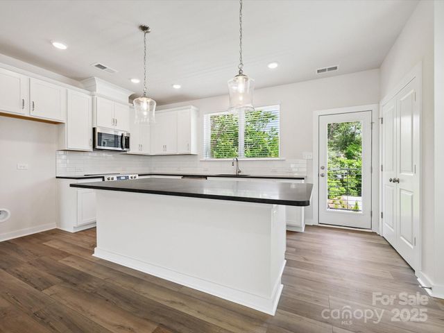 1417 Lithium Lane, Charlotte, NC 28211