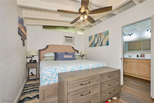 2212 River Pine DR, Fort Myers, FL 33905