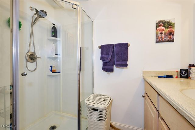 2212 River Pine DR, Fort Myers, FL 33905