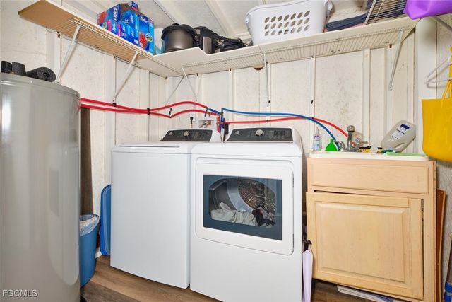 2212 River Pine DR, Fort Myers, FL 33905