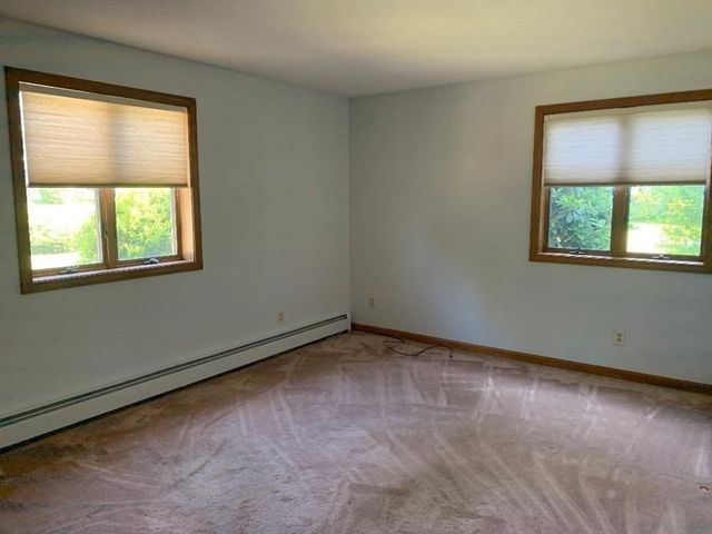 53 Hampden Road, East Longmeadow, MA 01028