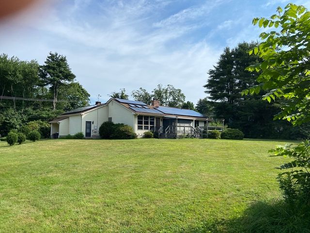 53 Hampden Road, East Longmeadow, MA 01028