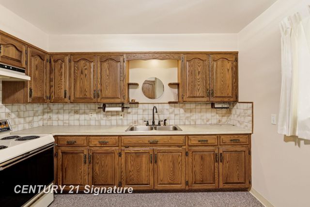 2804 Courtland Place, Saginaw, MI 48603