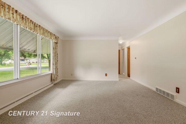 2804 Courtland Place, Saginaw, MI 48603
