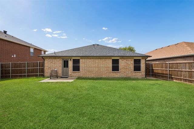 1413 Puerto Lago Drive, Little Elm, TX 75068