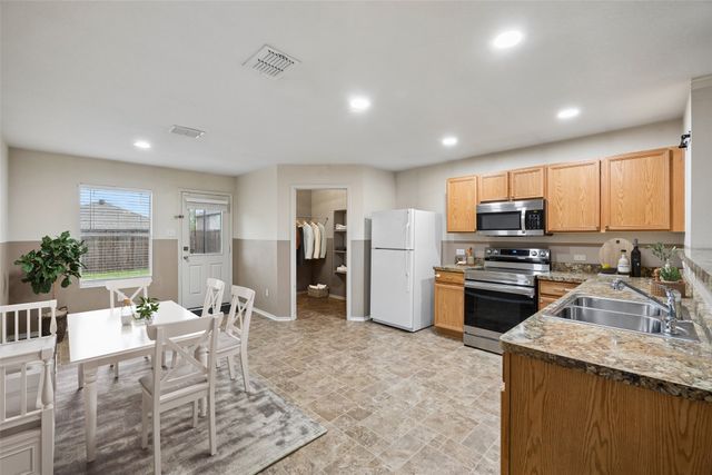 1413 Puerto Lago Drive, Little Elm, TX 75068