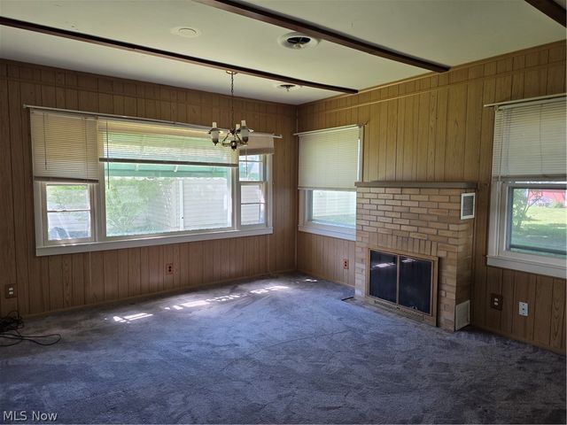 1068 Liberty Street, Salem, OH 44460