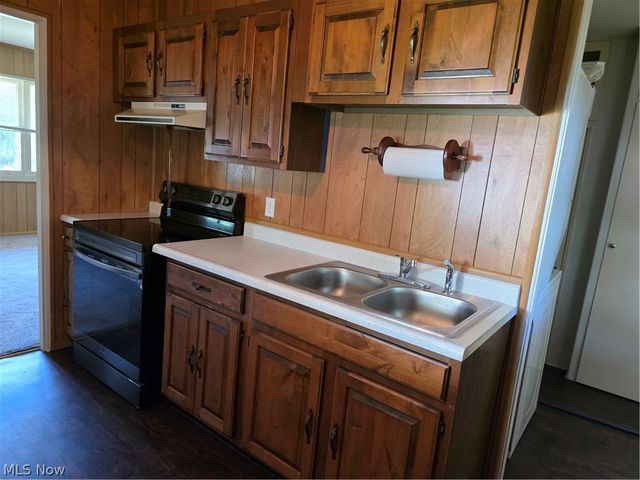 1068 Liberty Street, Salem, OH 44460