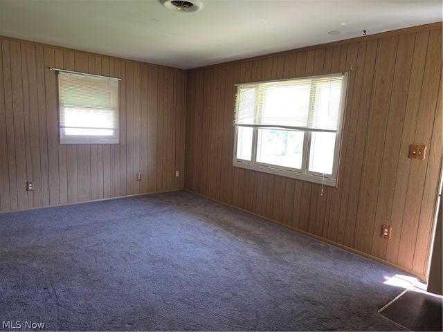 1068 Liberty Street, Salem, OH 44460