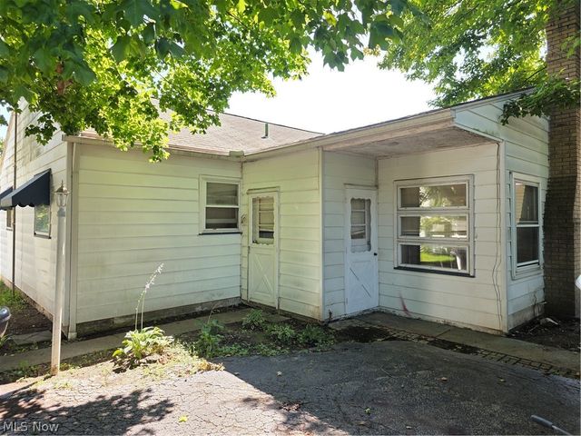 1068 Liberty Street, Salem, OH 44460