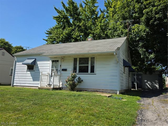 1068 Liberty Street, Salem, OH 44460