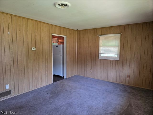 1068 Liberty Street, Salem, OH 44460