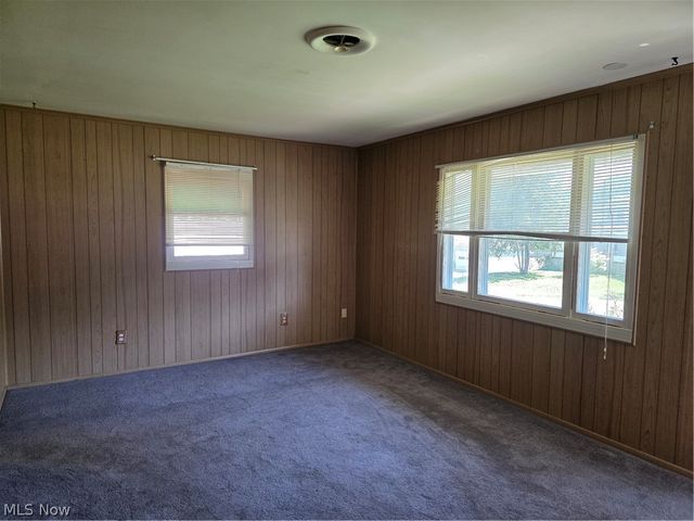 1068 Liberty Street, Salem, OH 44460