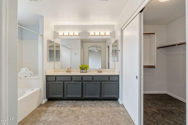 3818 W FALLEN LEAF Lane, Glendale, AZ 85310