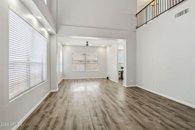 3818 W FALLEN LEAF Lane, Glendale, AZ 85310