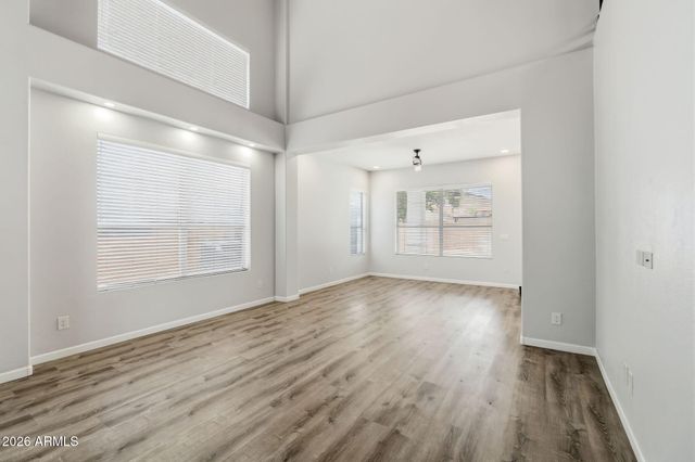 3818 W FALLEN LEAF Lane, Glendale, AZ 85310