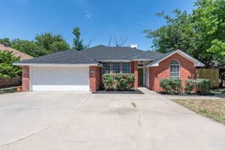 304 W Windsor Drive, Denton, TX 76207