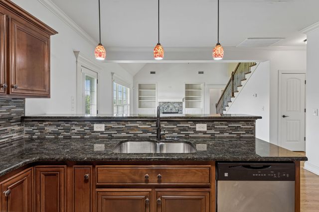 1342 Royal Oak Ave, Murfreesboro, TN 37129
