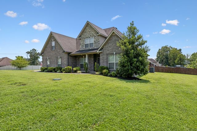 1342 Royal Oak Ave, Murfreesboro, TN 37129