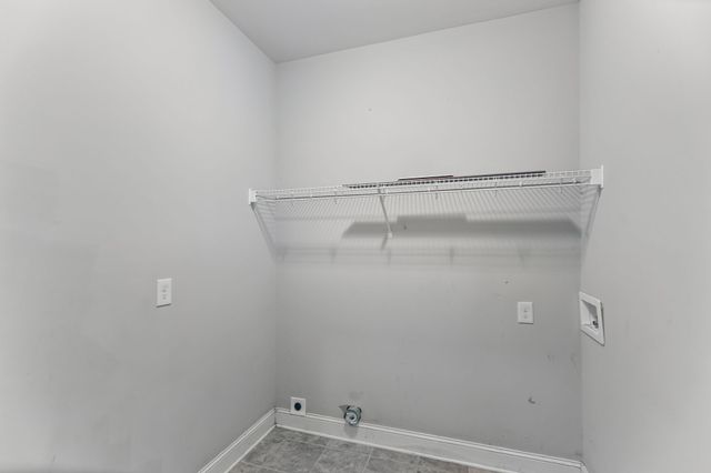1342 Royal Oak Ave, Murfreesboro, TN 37129