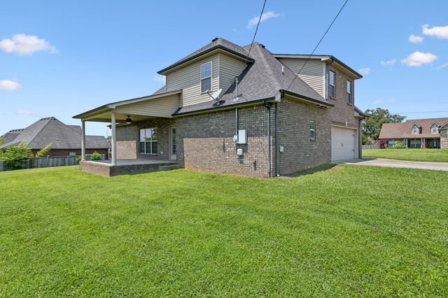1342 Royal Oak Ave, Murfreesboro, TN 37129