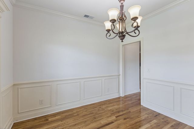 1342 Royal Oak Ave, Murfreesboro, TN 37129