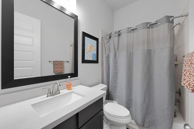 137 Sweeping Valley Drive, Montgomery, TX 77316