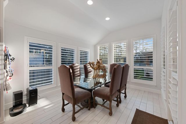 137 Sweeping Valley Drive, Montgomery, TX 77316