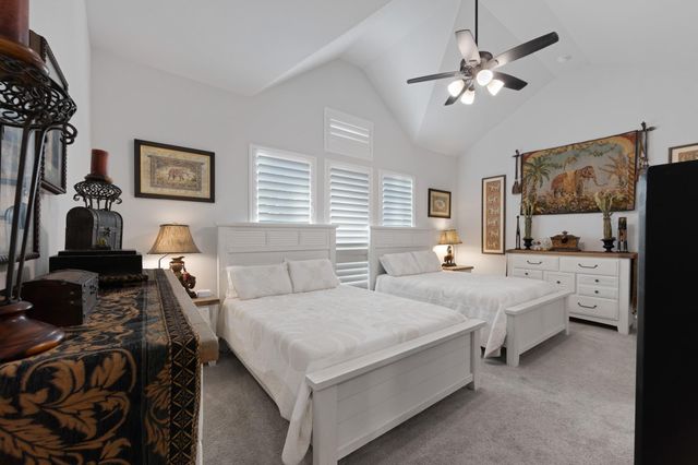 137 Sweeping Valley Drive, Montgomery, TX 77316