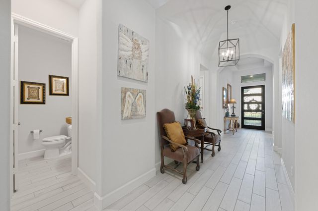 137 Sweeping Valley Drive, Montgomery, TX 77316