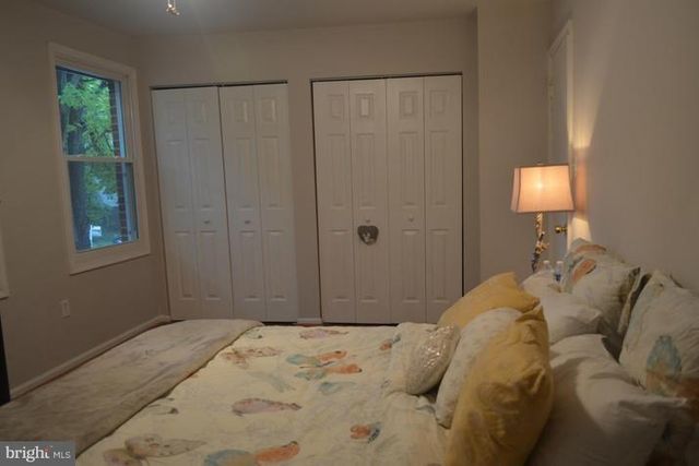 2022 MAYFLOWER DR, Woodbridge, VA 22192