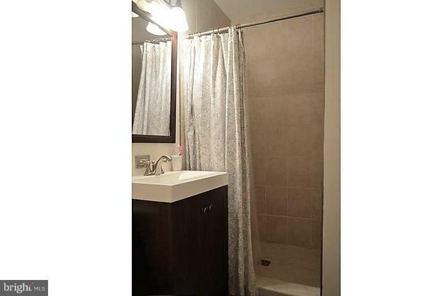 2022 MAYFLOWER DR, Woodbridge, VA 22192
