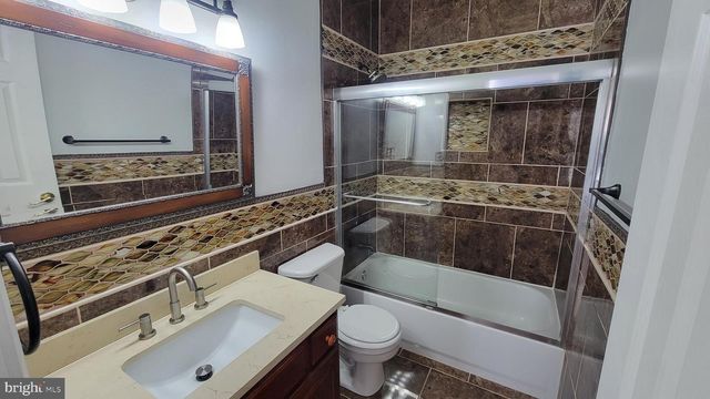 12132 TANGO LN, Woodbridge, VA 22193