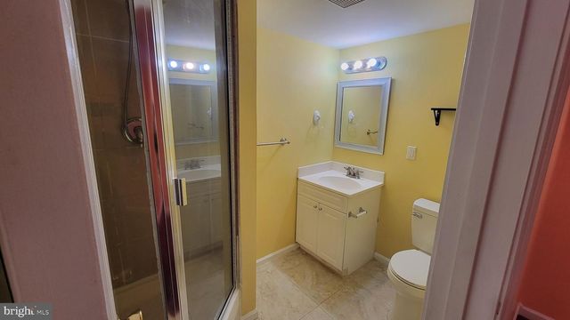 12132 TANGO LN, Woodbridge, VA 22193