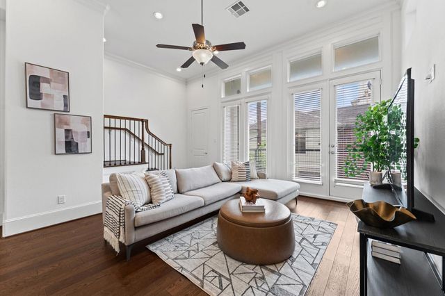 9635 Riddlewood Lane, Houston, TX 77025