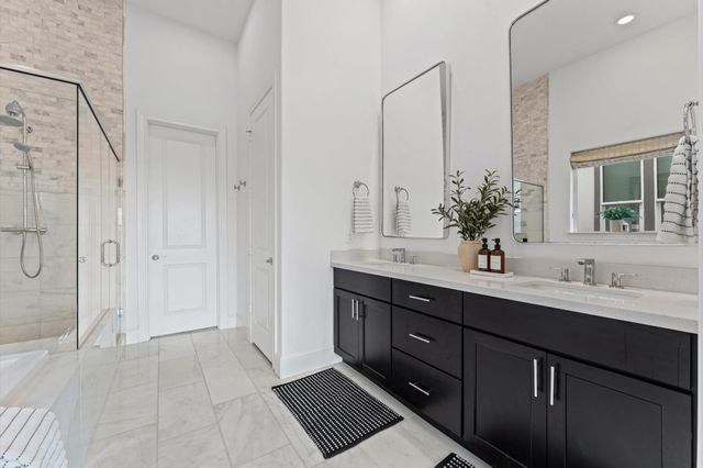 9635 Riddlewood Lane, Houston, TX 77025