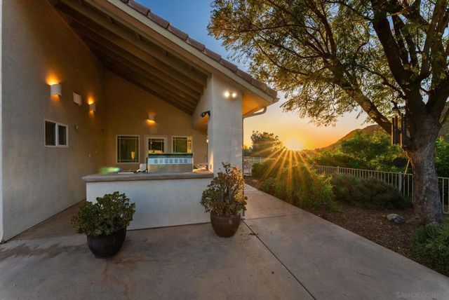 15945 Shalom, Ramona, CA 92065