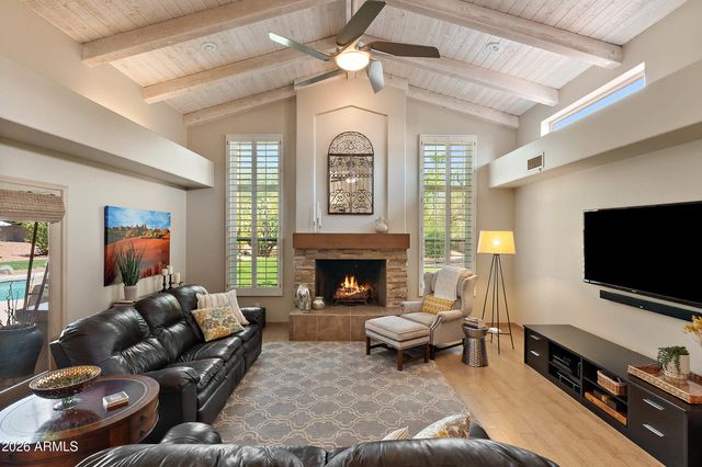 10195 E CORRINE Drive, Scottsdale, AZ 85260