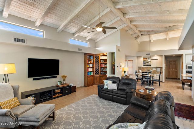 10195 E CORRINE Drive, Scottsdale, AZ 85260