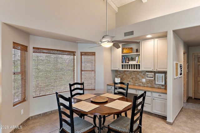 10195 E CORRINE Drive, Scottsdale, AZ 85260