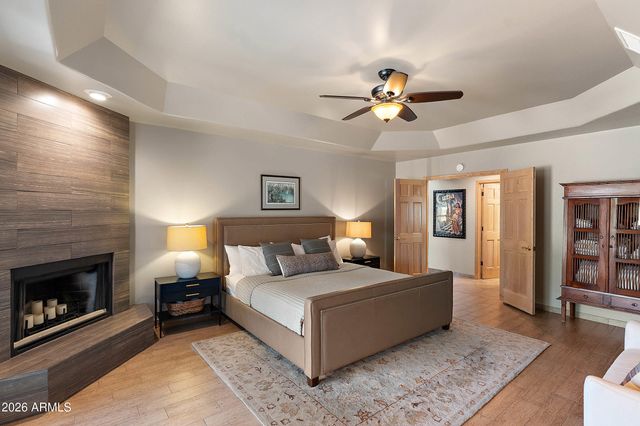 10195 E CORRINE Drive, Scottsdale, AZ 85260
