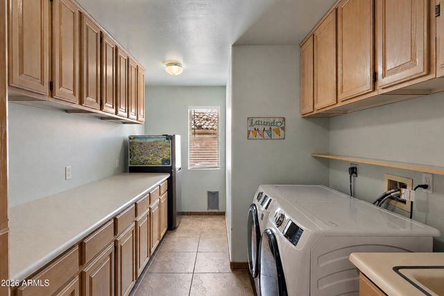 10195 E CORRINE Drive, Scottsdale, AZ 85260