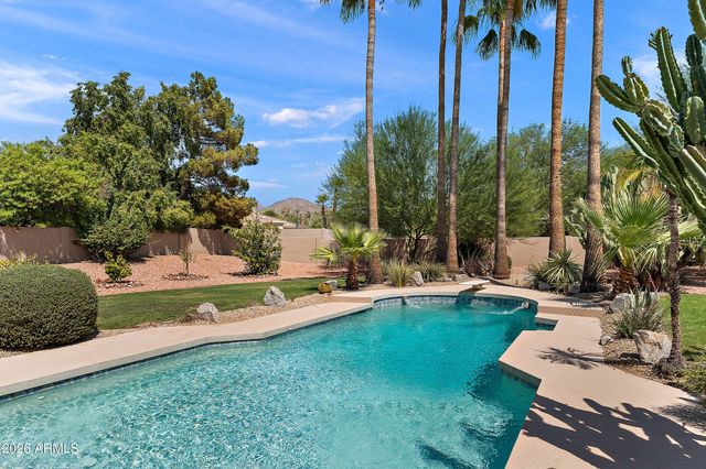 10195 E CORRINE Drive, Scottsdale, AZ 85260