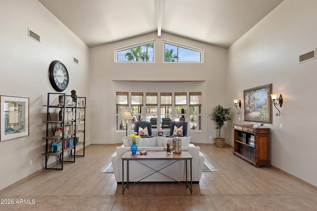 10195 E CORRINE Drive, Scottsdale, AZ 85260