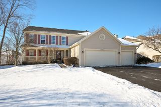 820 Spring Creek Circle, Naperville, IL 60565