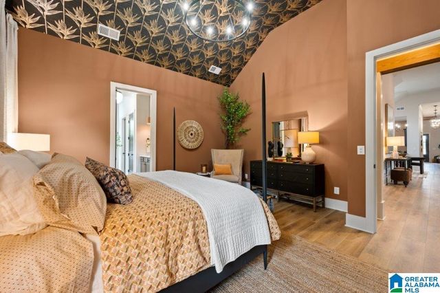 6152 LYNTON DRIVE, Hoover, AL 35244